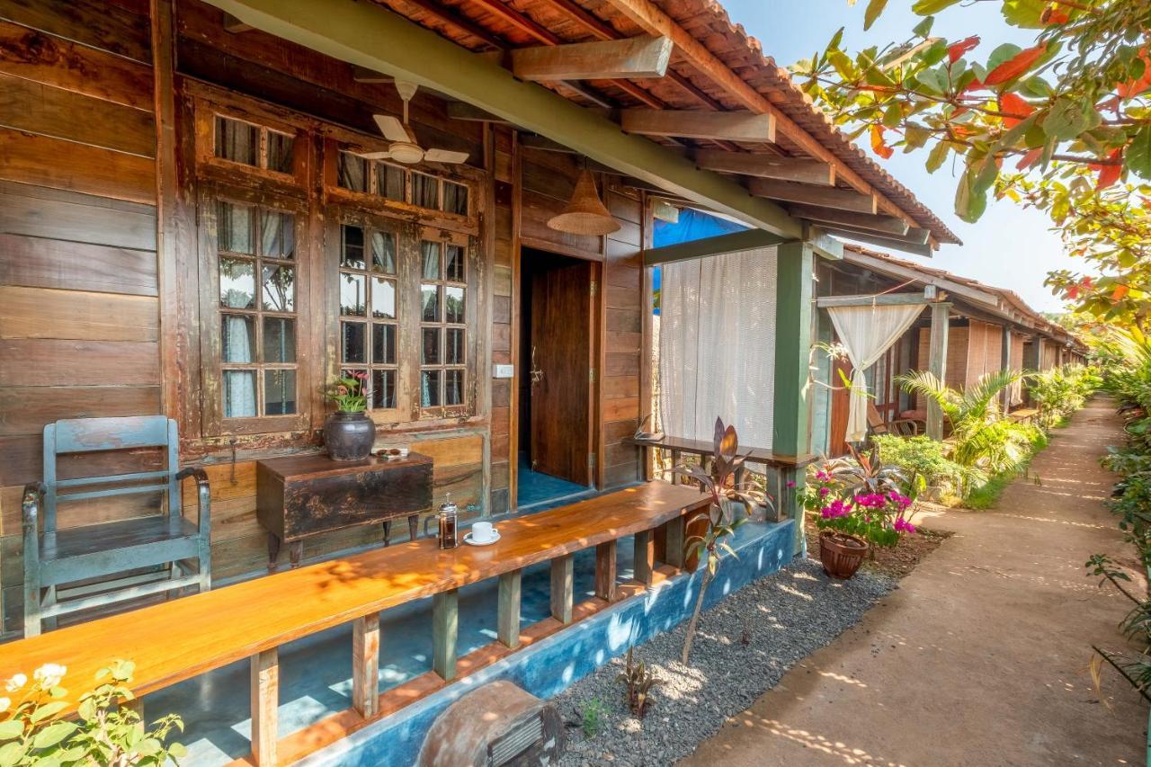 The Artist Cottages Morjim Eksteriør billede